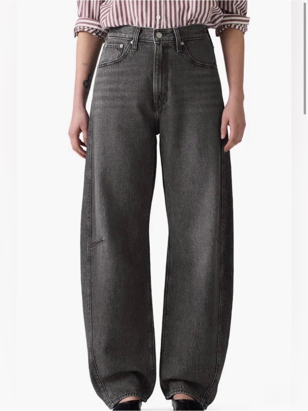 Levi's Cinch Barrel Jeans